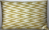 Yellow-Ikat Pillow ( 40 x 40 cm )