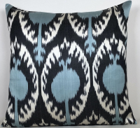 Ikat Pillow ( 50  x50 cm )