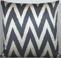 Gri-Ikat Pillow ( 50 x 50 cm ) 