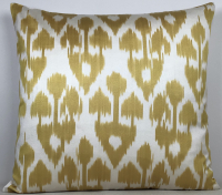 Ikat Pillow ( 50 x 50 cm )