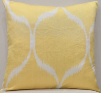 Yellow-Ikat Pillow ( 40 x 40 cm )