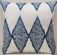 white-Ikat Pillow ( 40 x 40 cm )