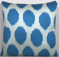 Blue-Ikat Pillow ( 40 x 40 cm )