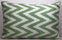 Green-Velvet Pillow ( 40 x 40 cm )