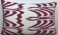 Red-Ikat Pillow ( 40 x 60 cm )