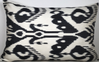 Black-Ikat Pillow ( 40  x 60 cm )