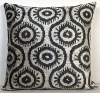 Gri-Ikat Pillow ( 40 x 40 cm )