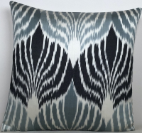 Blue-Ikat Pillow ( 40 x 40 cm )