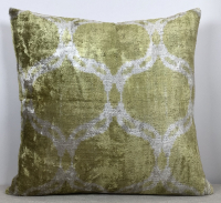 Green-Velvet Pillow ( 40 x 40 cm )