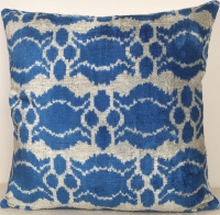 Green-Ikat Pillow ( 40 x 40 cm )