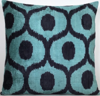 Green-Velvet Pillow ( 40 x 60 cm )