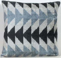 Renkli-Ikat Pillow ( 40 x 40 cm )