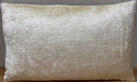 Velvet Pillow ( 30 x 50 cm )