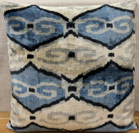 Silk Velvet Pillow ( 50 x 50 cm )