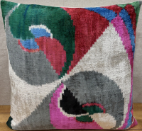 white-Velvet Pillow ( 40 x 40 cm )