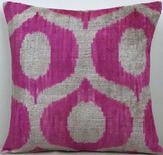 Velvet Pillow ( 40 x 40 cm )