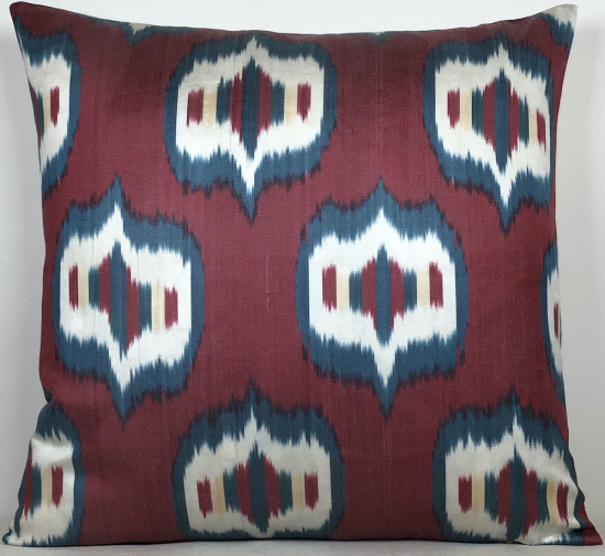 Ikat Pillow ( 50 x 50 cm ) 