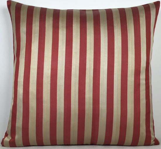 Ikat Pillow  ( 50 x 50 cm ) 