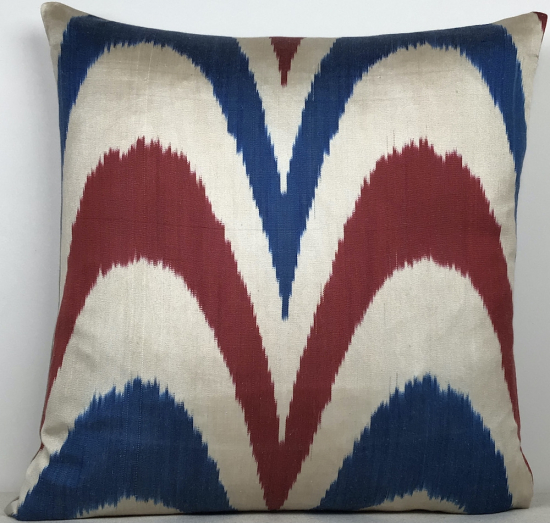 Ikat Pillow ( 50 x 50 cm ) 