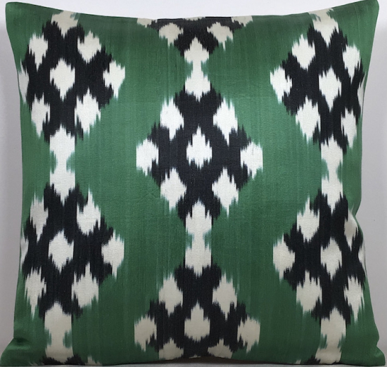 Ikat Pillow ( 40 x 40 cm )