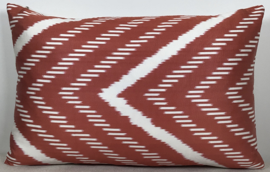 Ikat Pillow ( 40 x 60 cm )