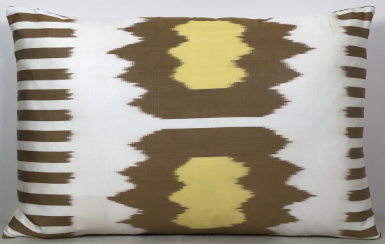 Ikat Pillow ( 40 x 60 cm )