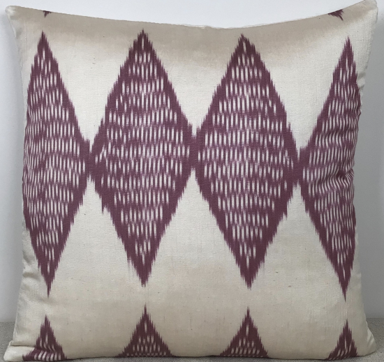 Ikat Pillow ( 40 x 40 cm )