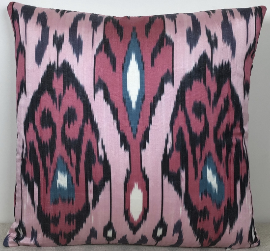 Ikat Pillow ( 40 x 40 cm )