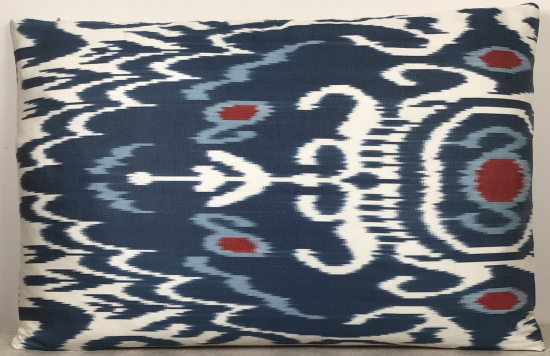 Ikat Pillow ( 40 x 60 cm )