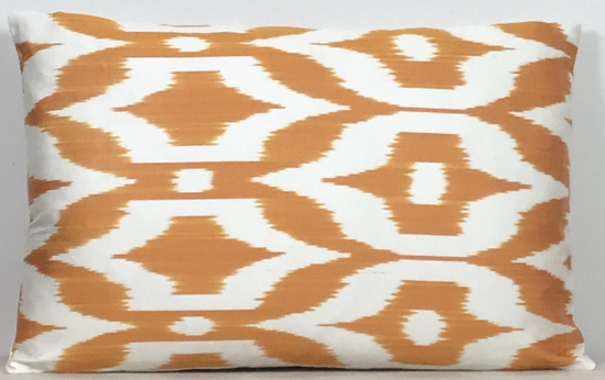 Ikat Pillow ( 40 x 60 cm )