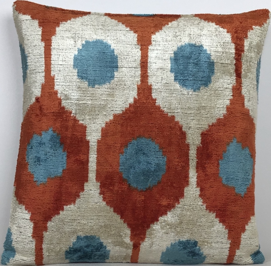 Velvet Pillow ( 40 x 40 cm )