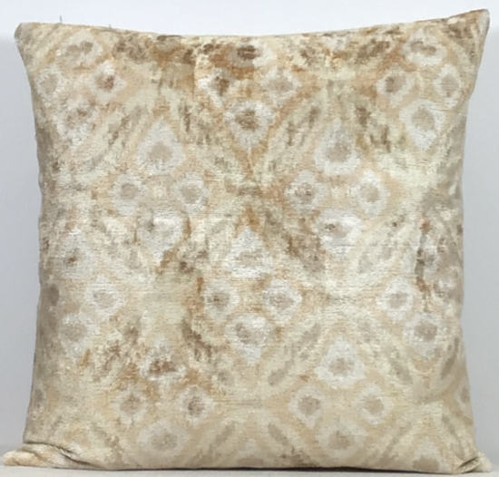 Velvet Pillow ( 60 x 60 cm )