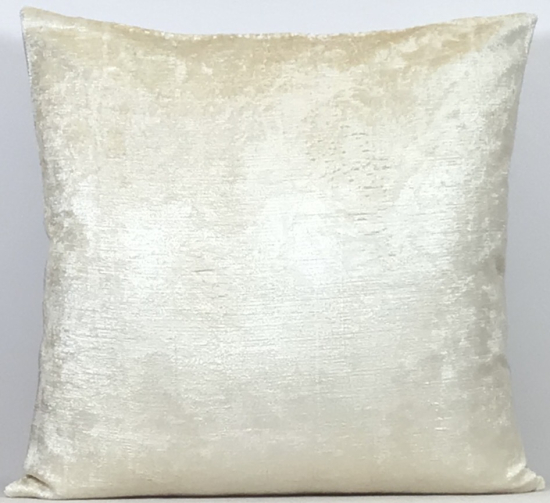 Velvet Pillow ( 60 x 60 cm )