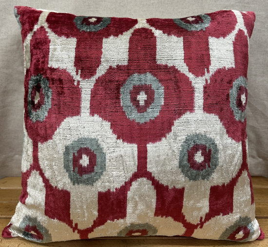 Velvet Pillow ( 50 x 50 cm )
