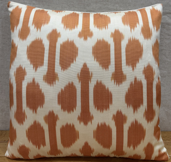 Ikat Pillow ( 40 x 40 cm )