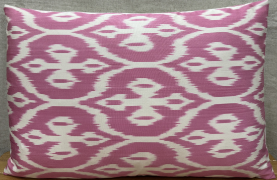 Ikat Pillow ( 40 x 60 cm )