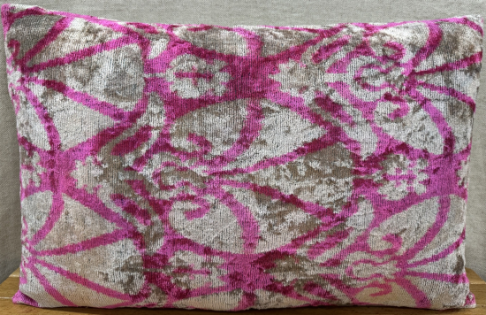 Velvet Pillow ( 40 x 60 cm )