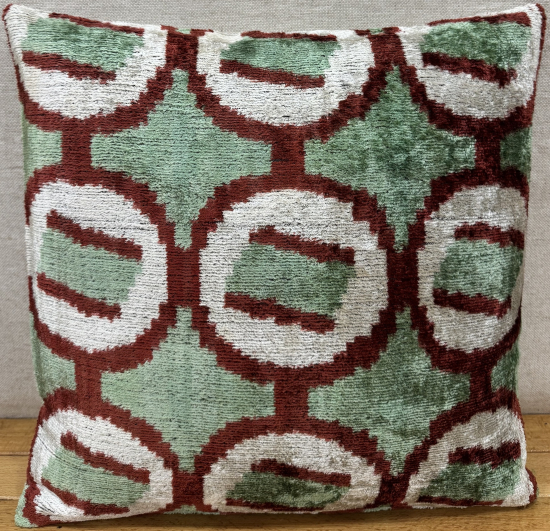 Velvet Pillow ( 40 x 40 cm )