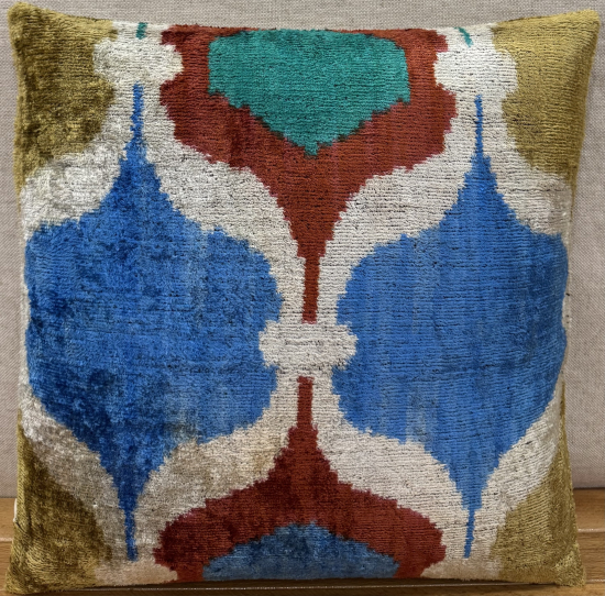 Velvet Pillow ( 40 x 40 cm )