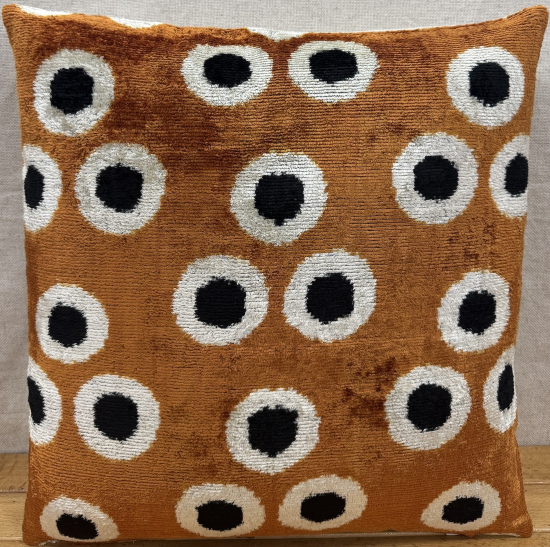 Velvet Pillow ( 40 x 40 cm )