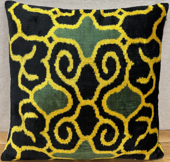 Velvet Pillow ( 40 x 40 cm )