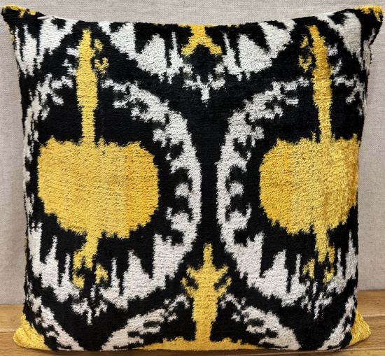 Velvet Pillow ( 40 x 40 cm )