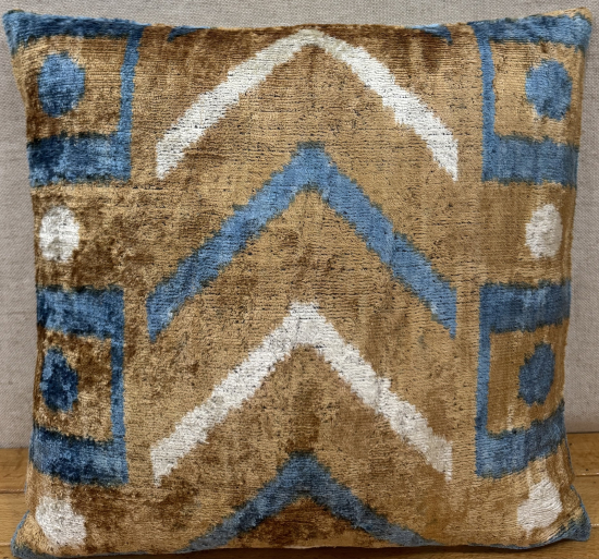  Velvet Pillow ( 40 x 40 cm ) 