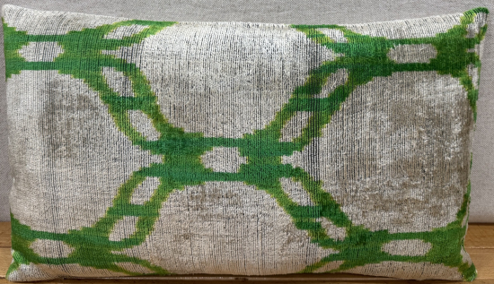 Velvet Pillow ( 30 x 50 cm )