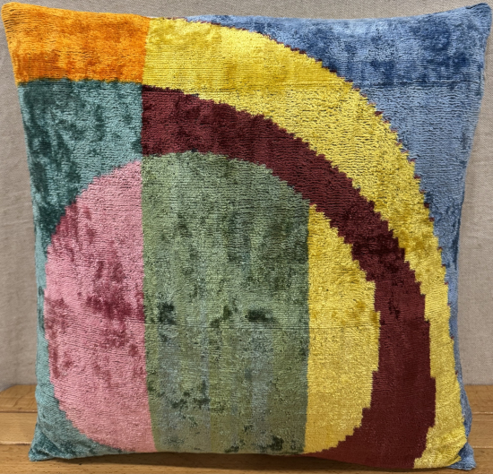 Velvet Pillow ( 50 x 50 cm )