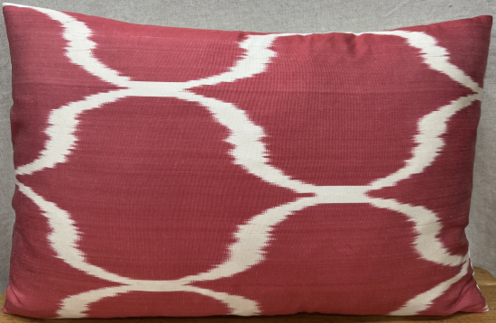 Ikat Pillow ( 40 x 60 cm )