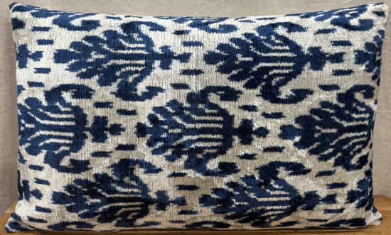 Velvet Pillow ( 40 x 60 cm )