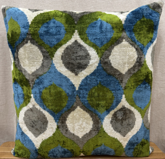 Velvet Pillow ( 60 x 60 cm )