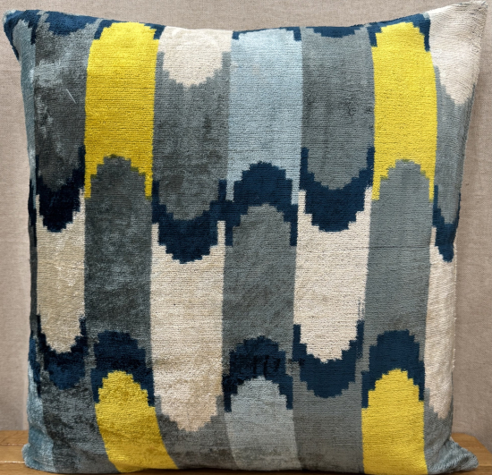 Velvet Pillow ( 60 x 60 cm )