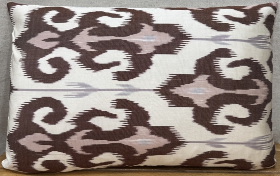 Ikat Pillow ( 40 x 60 cm )